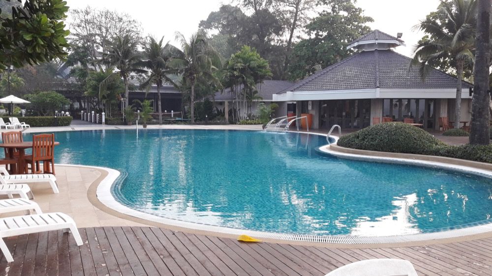 Novotel Rayong Rim Pae Resort Hotel - Swimming-pools