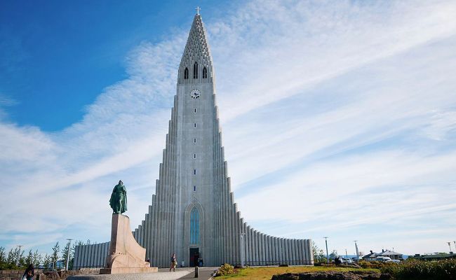 Hallgrímur's Church.jpg