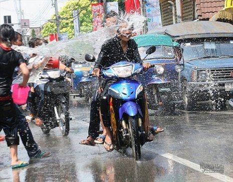 songkran_05.jpg