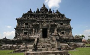 candi-mendut.jpg