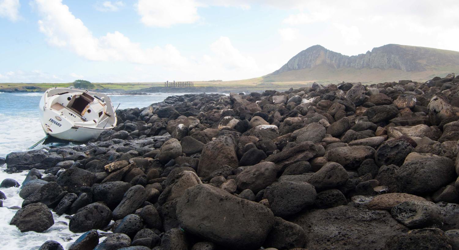 sail-boat-frivarv-shipwrecked-easter-island-tongariki-wide-2.jpg