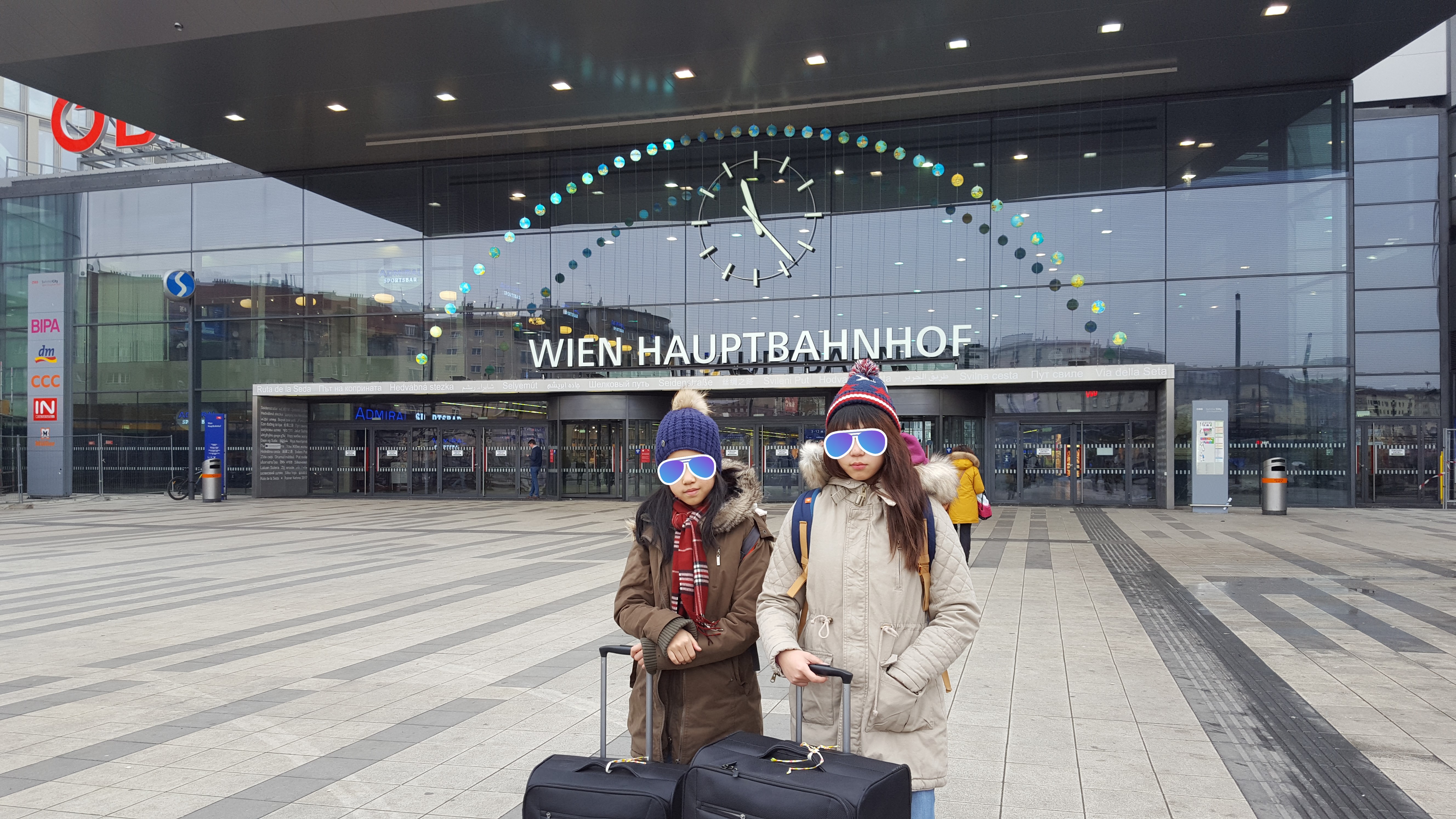 hauptbahnhof.jpg