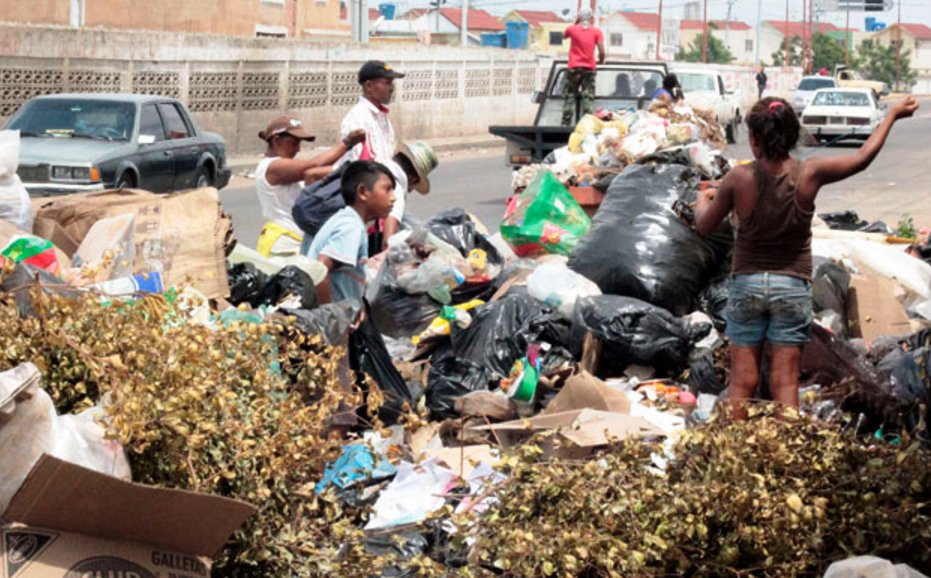 venezolanos-comiendo-desde-la-basura.jpg