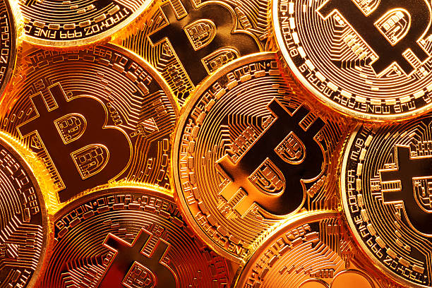 bitcoin-picture-id498398760.jpg