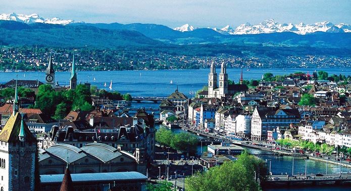 Zurich-Switzerland-Worlds-Most-Popular-Cities-2017.jpg