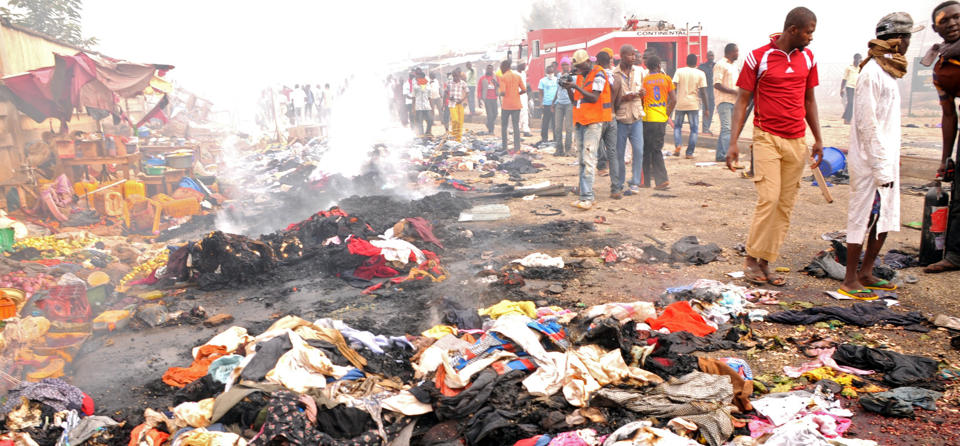 201405212-bomb-blasts-in-nigeria-kill-at-least-118.jpg