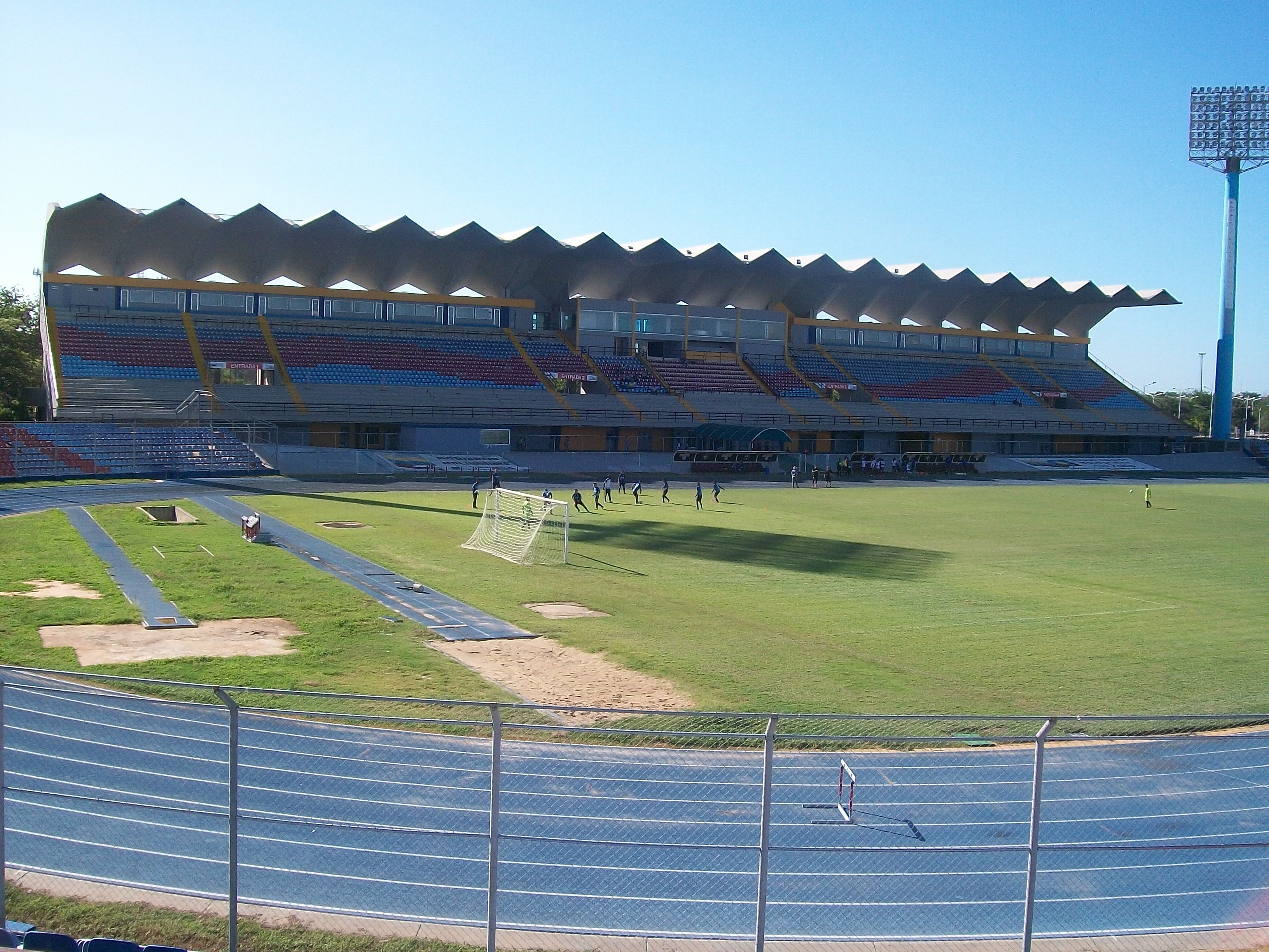 Inauguración del Estadio Luis Aparicio