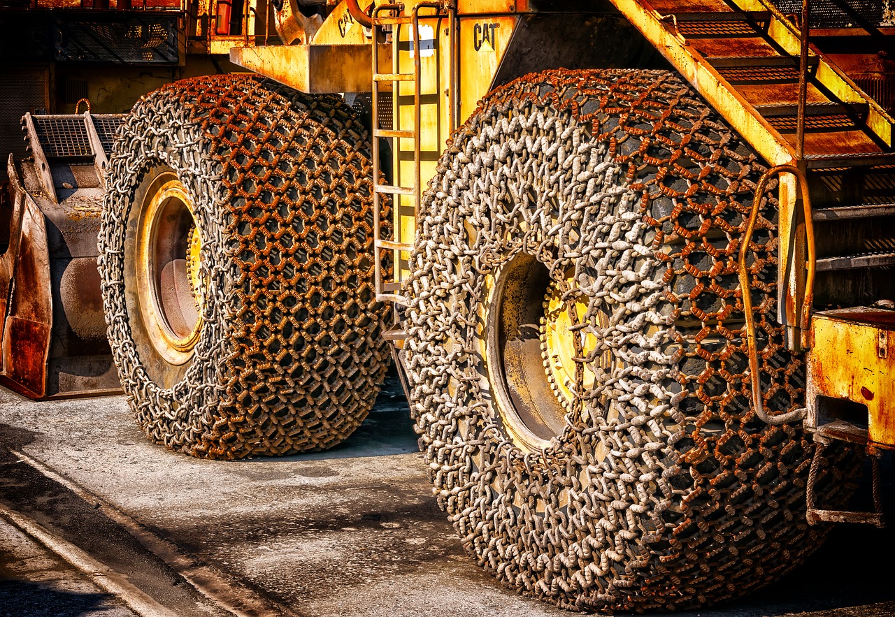 wheel-loader-2799419_1280.jpg