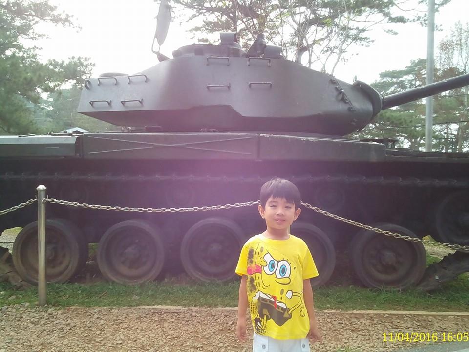 Zean with Tank5.jpg