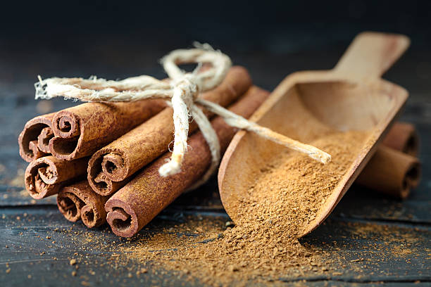 cinnamon-sticks-picture-id639456928.jpg