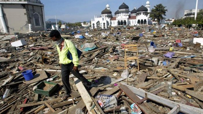 tsunami-aceh_20171226_165004.jpg