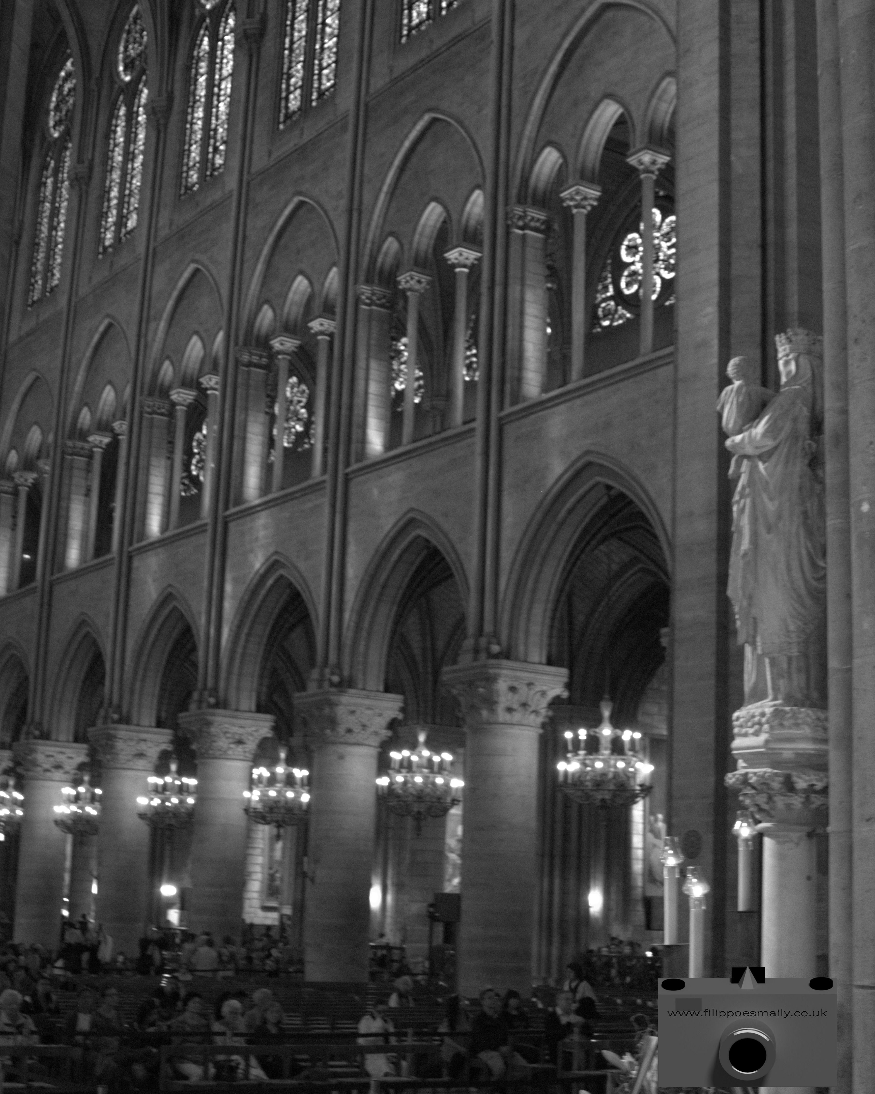 Notre Dame int.jpg