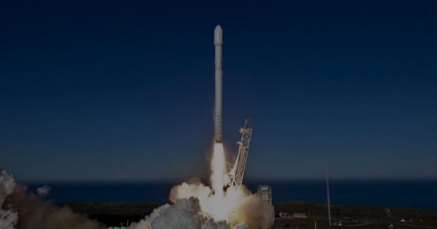 10-spacex-launch.jpg