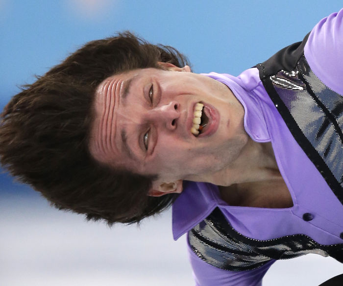 funny-olympic-figure-skating-faces-3-5a81456ec6309__700.jpg