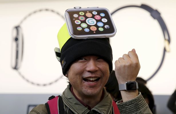 The-Apple-watch-goes-on-display.jpg