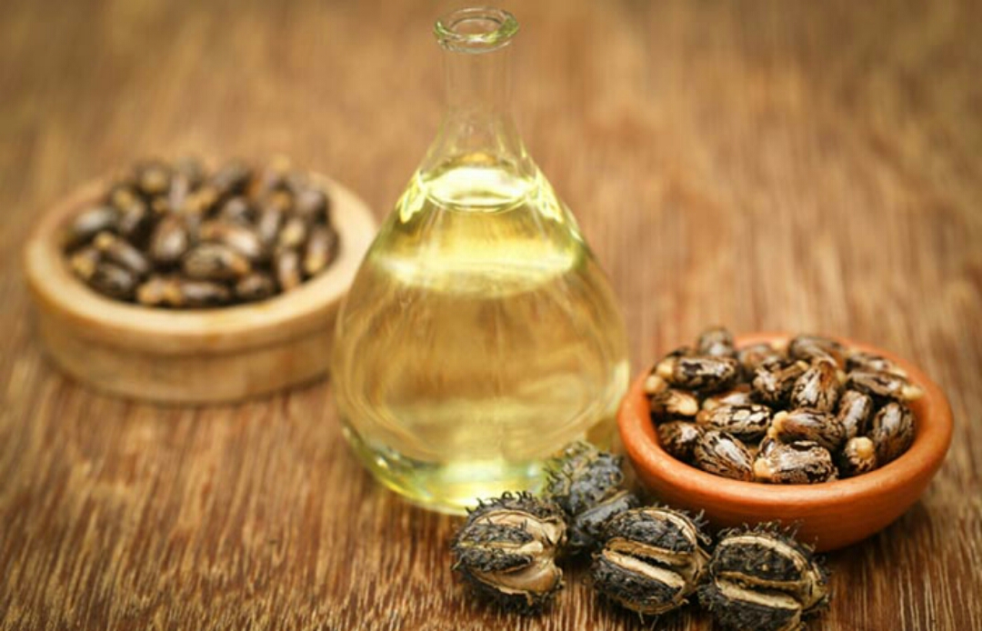 Is-Castor-Oil-Good-For-Hair-Growth-1.jpg