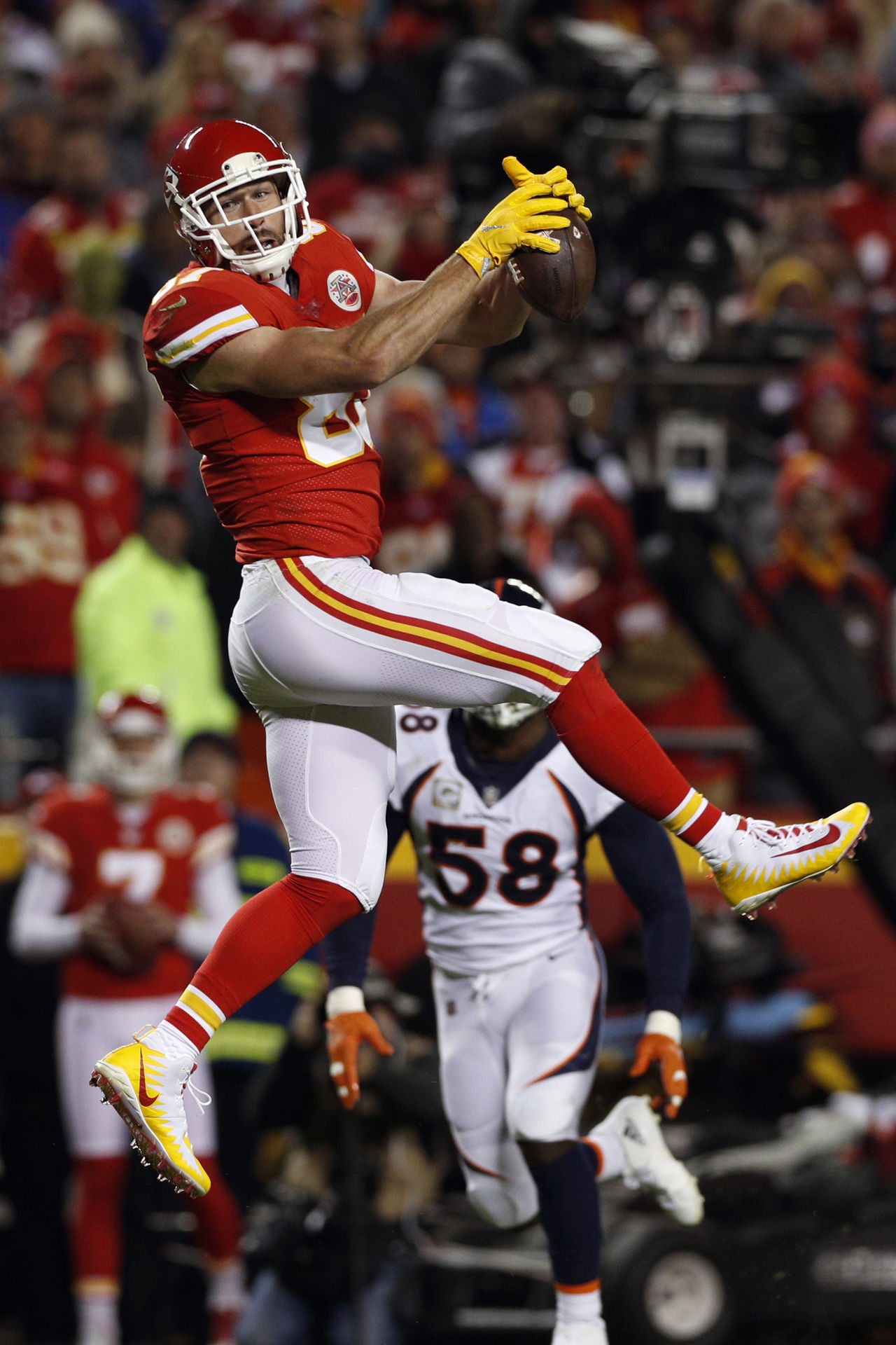 travis-kelce_pg_600.jpg