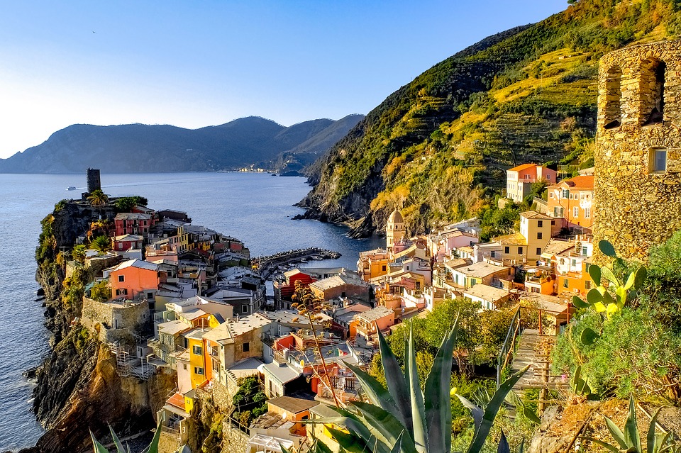 cinque-terre-2922447_960_720.jpg