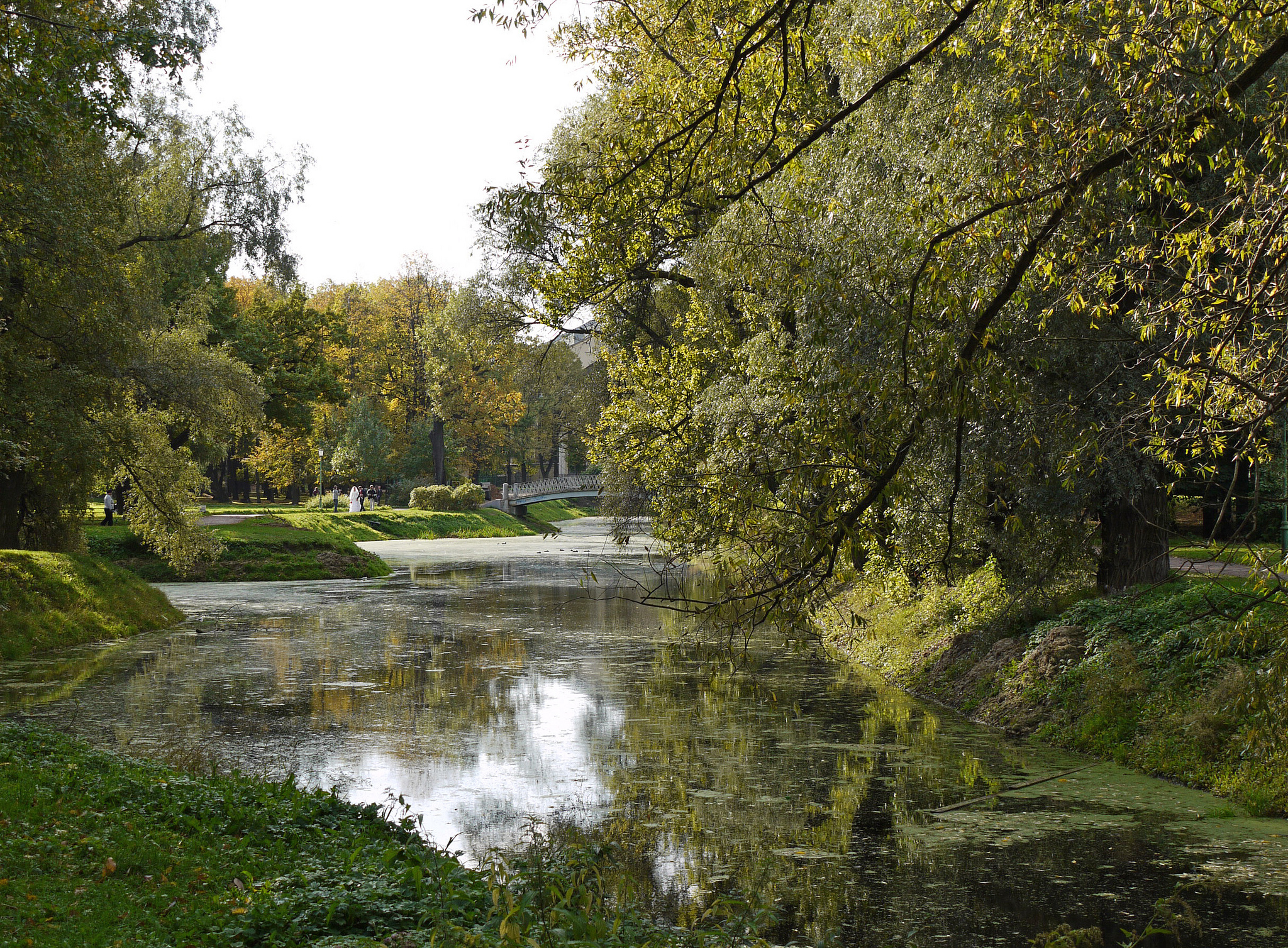 Сад_Таврического_дворца,_Санкт-Петербург.jpg