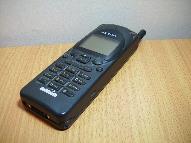 Nokia_2110.JPG