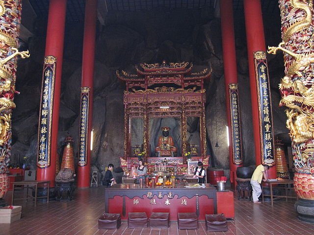 640px-Chin_Swee_Caves_Temple_KL26.JPG