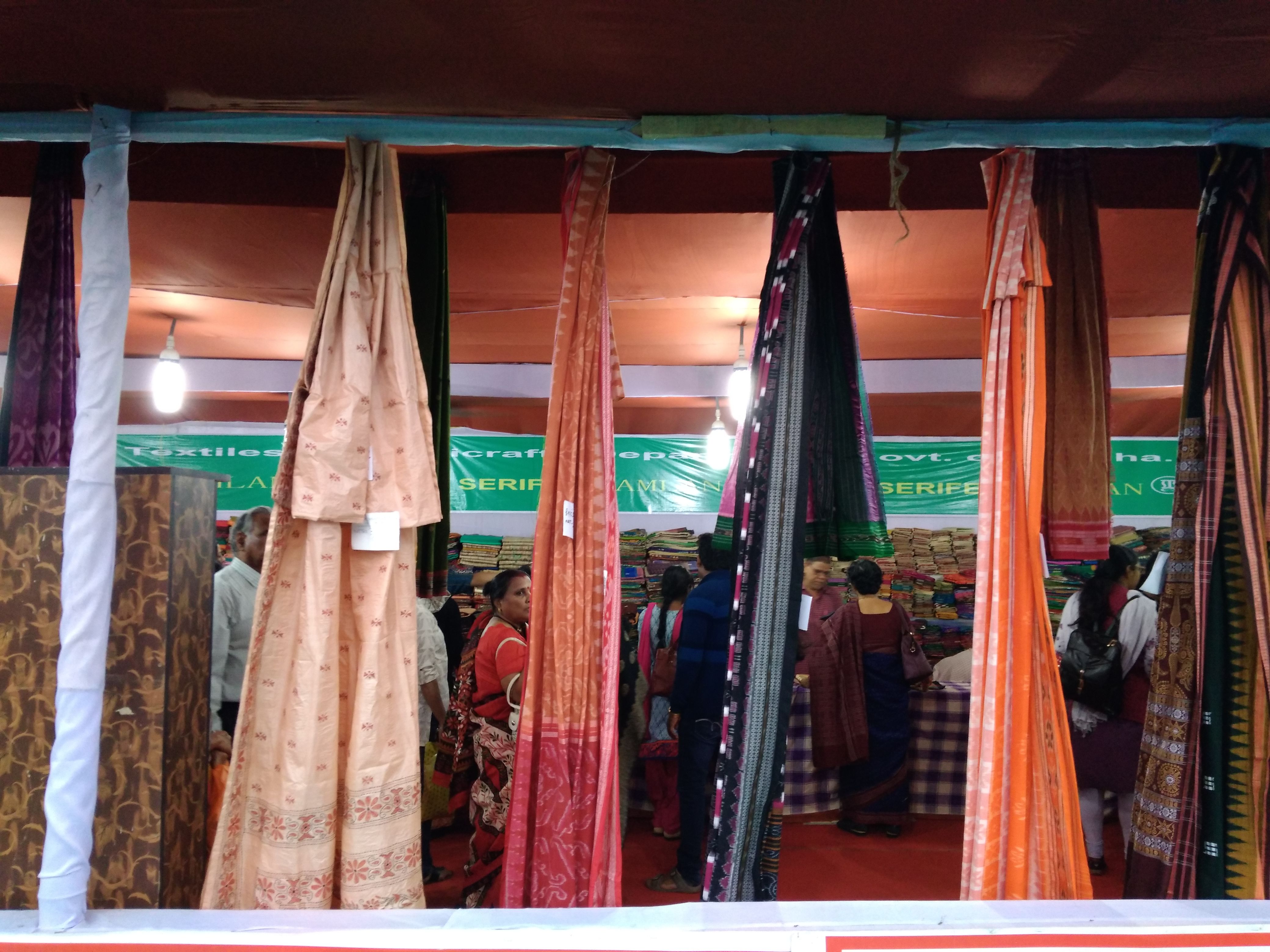 sarees shop 2.jpg