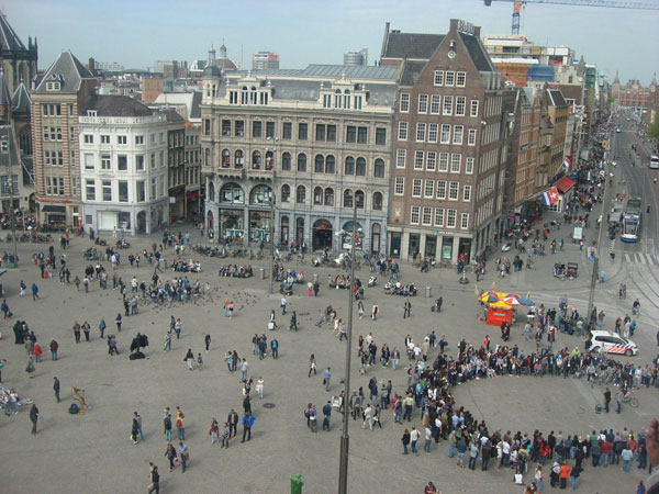 dam_square.jpg