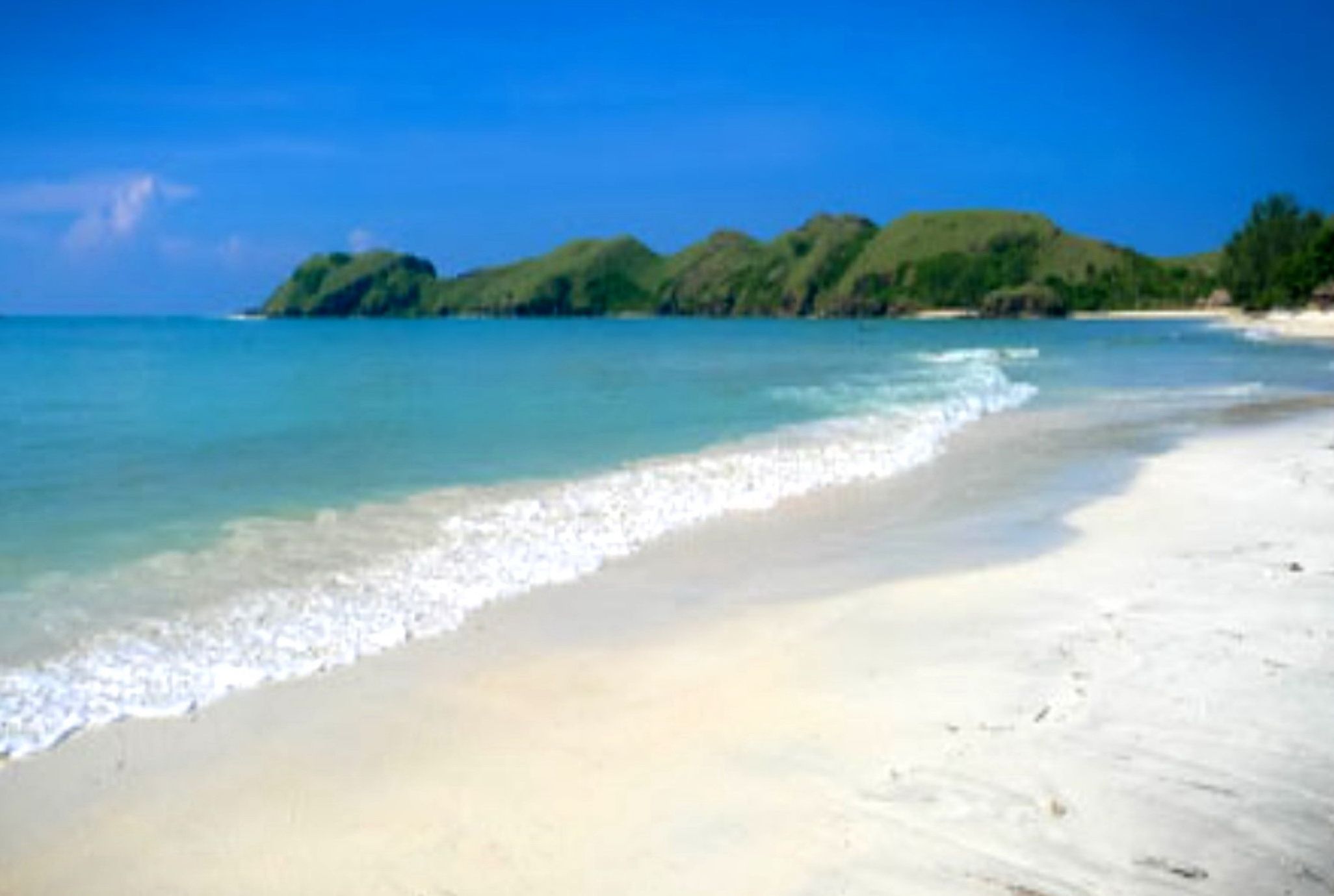 Pantai Kuta Di Kabupaten Lombok Tengah Nusa Tenggara Barat