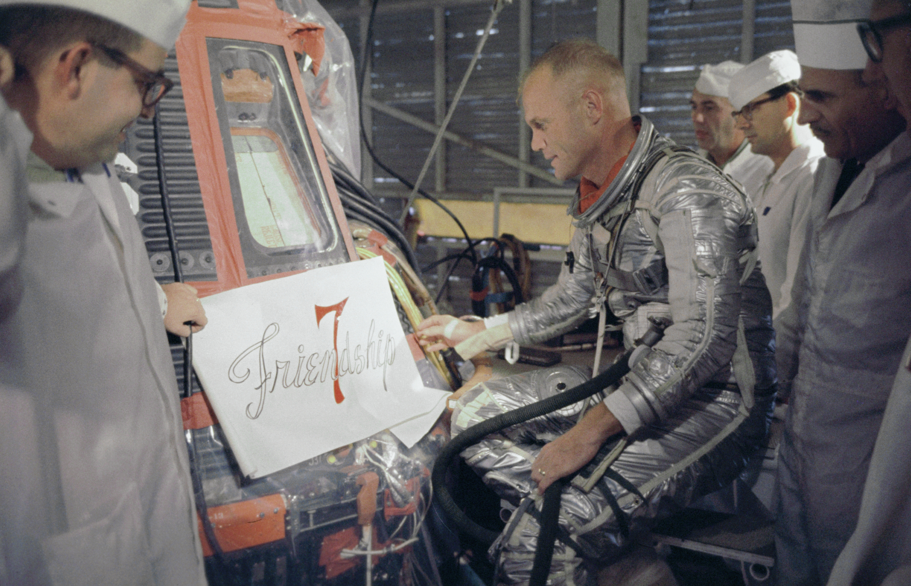 John_Glenn_OK_-_GPN-2000-001026.jpg