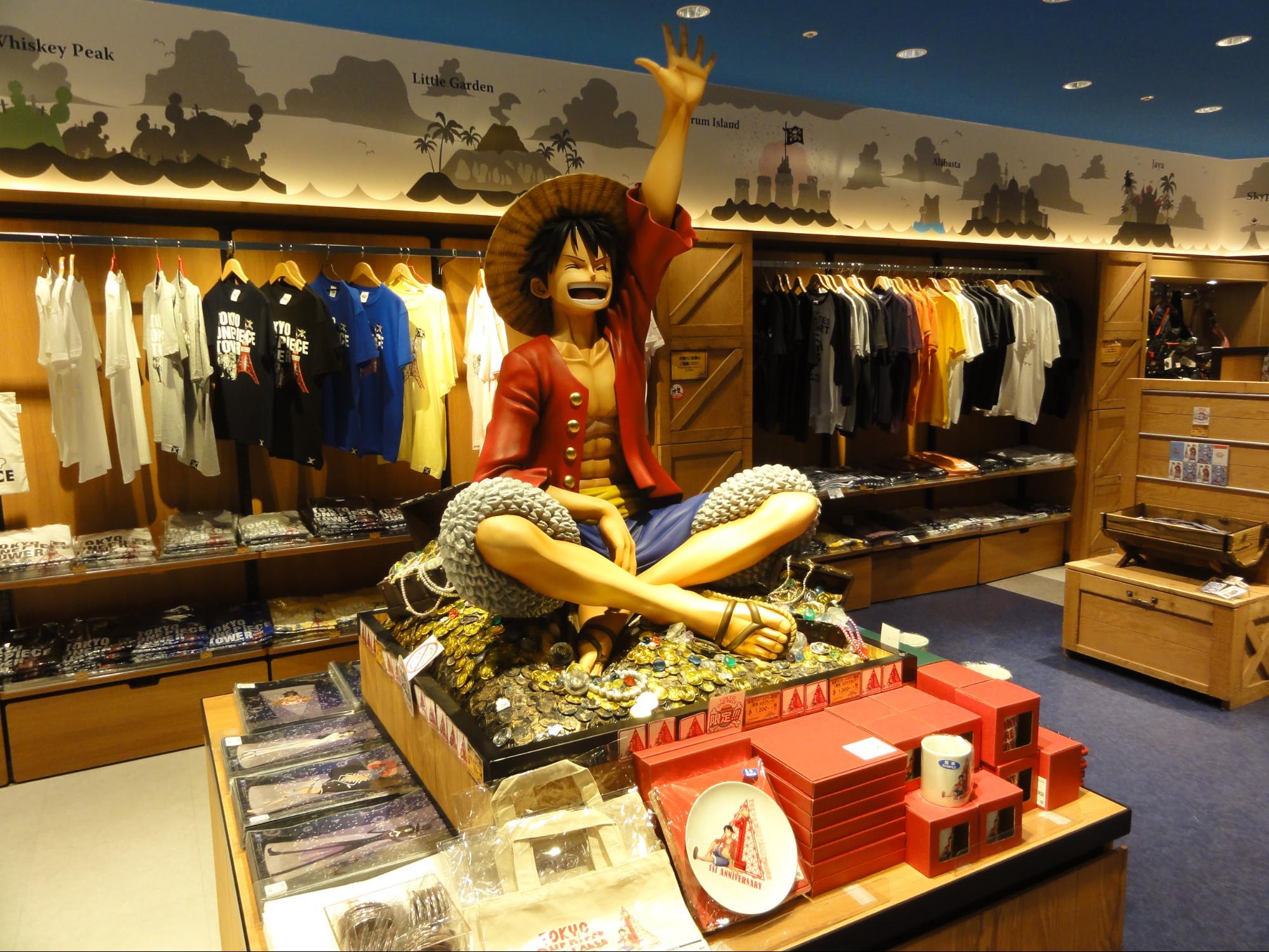 luffy giant statue