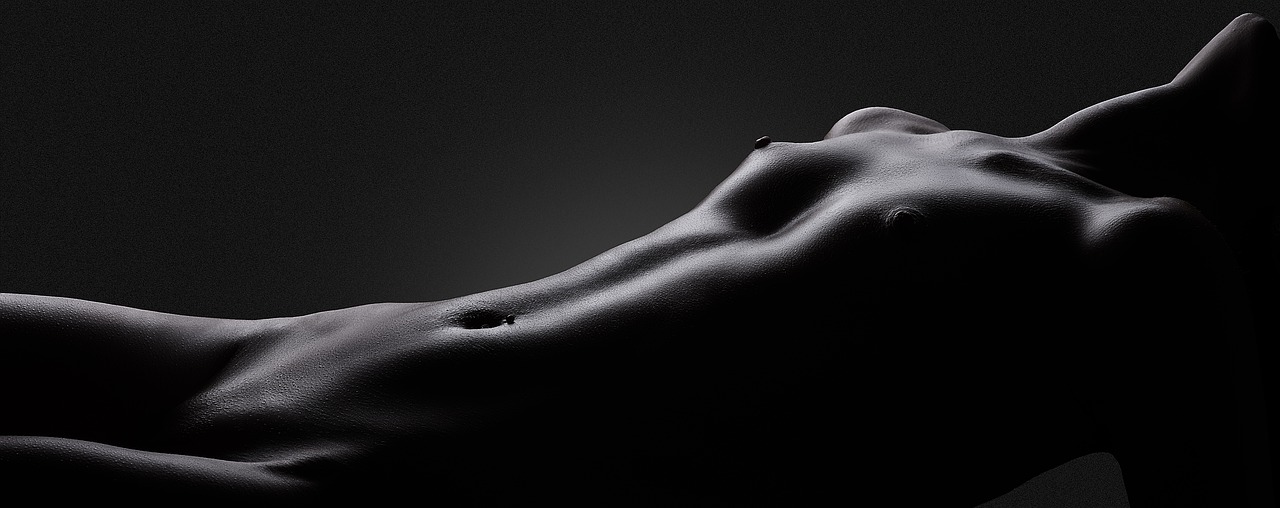 nude-3055966_1280.jpg
