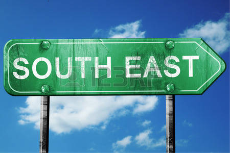 56495533-south-east-3d-rendering-green-grunge-road-sign.jpg