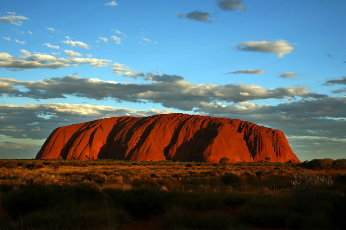 Uluru-.jpg