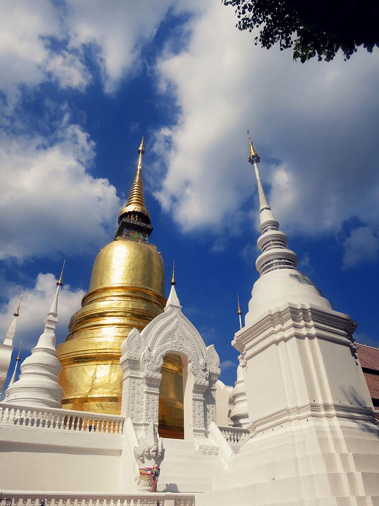 Wat Suan Dok Chiang Mai Thailand 4.jpg