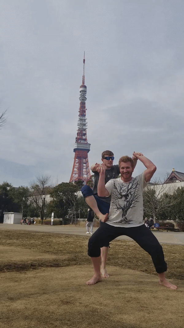 ezgif.com-video-to-gif (6).gif