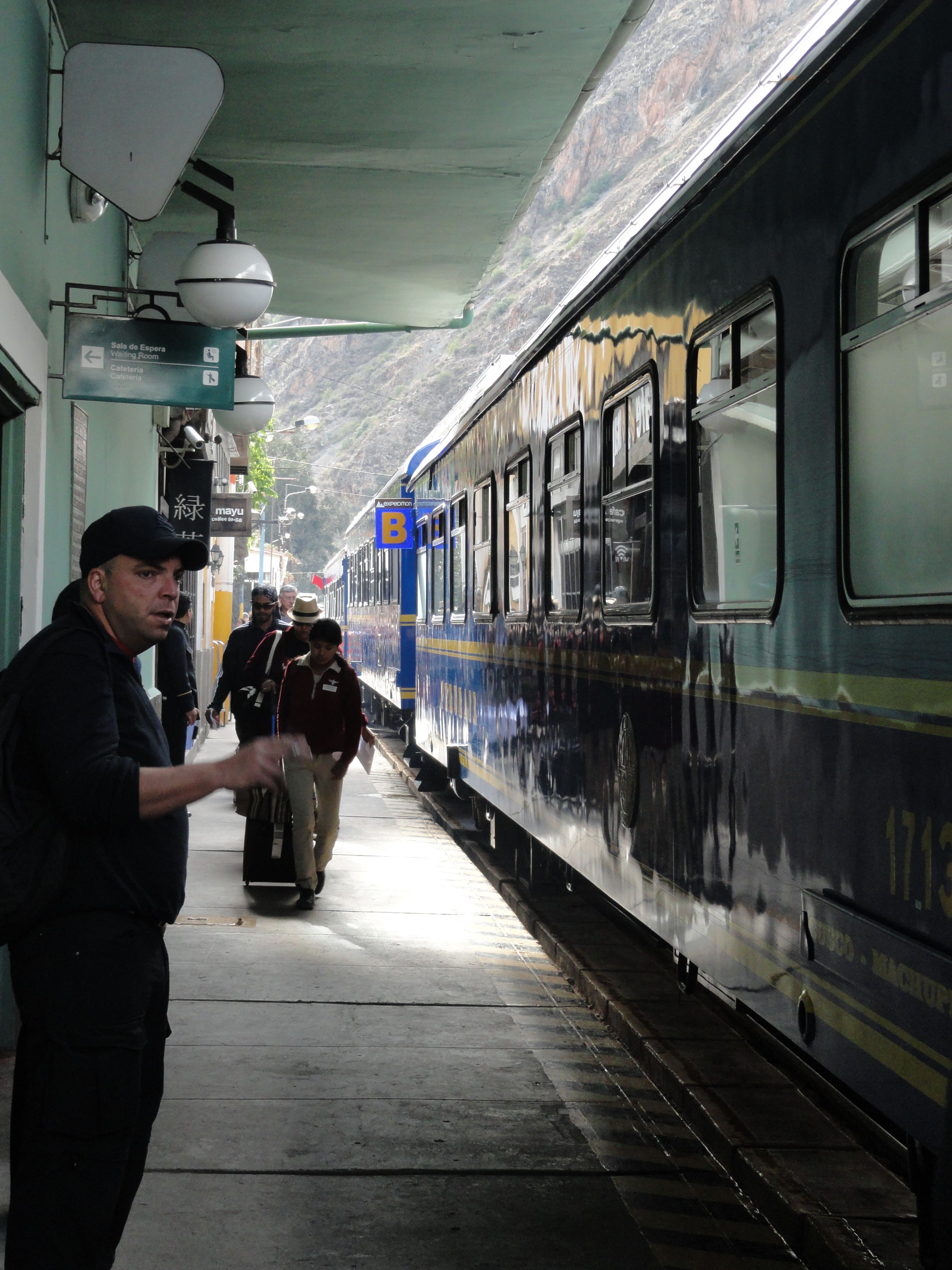 Train ride to Machu Picchu2.JPG