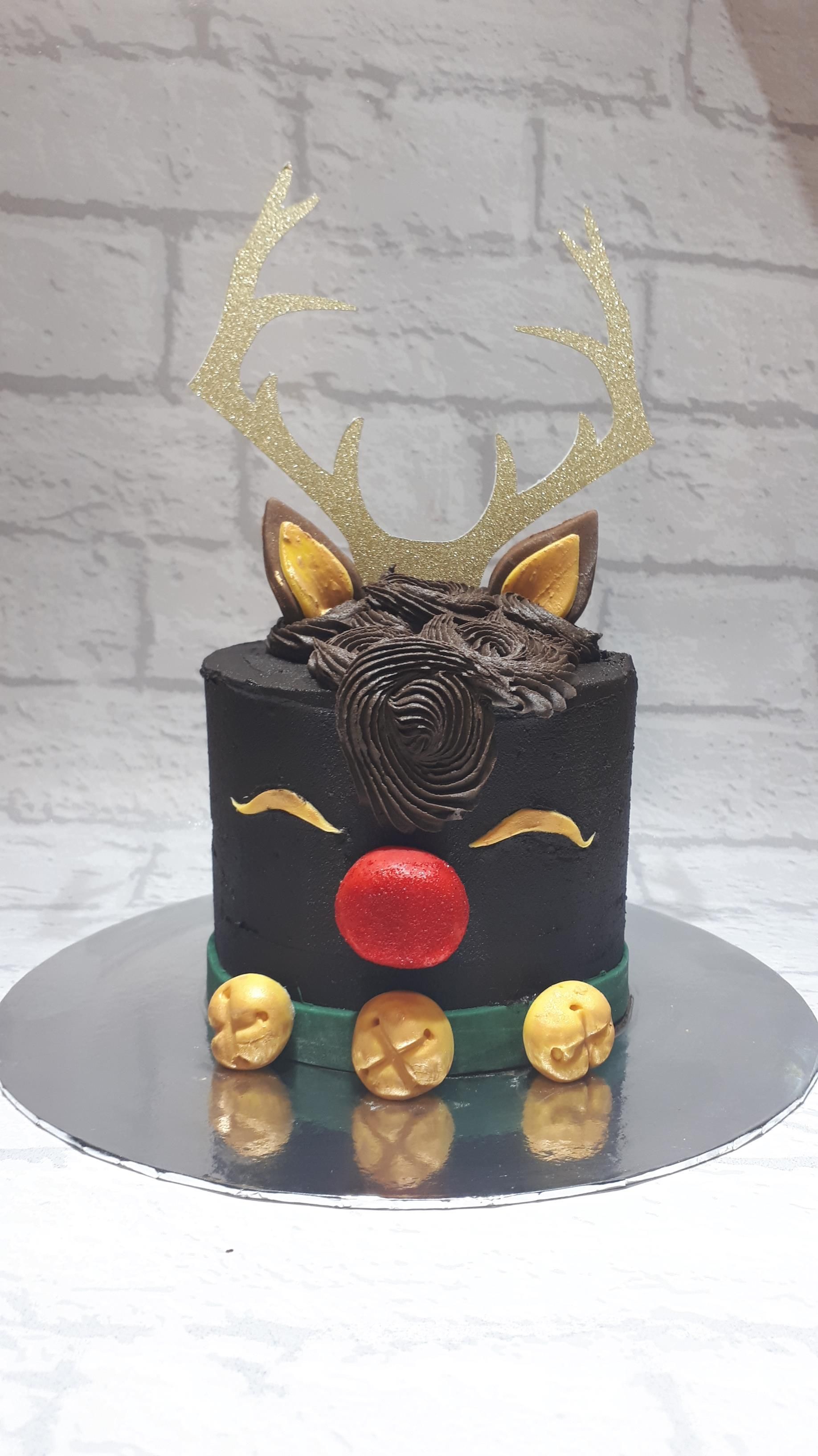 Reindeer cake.jpg