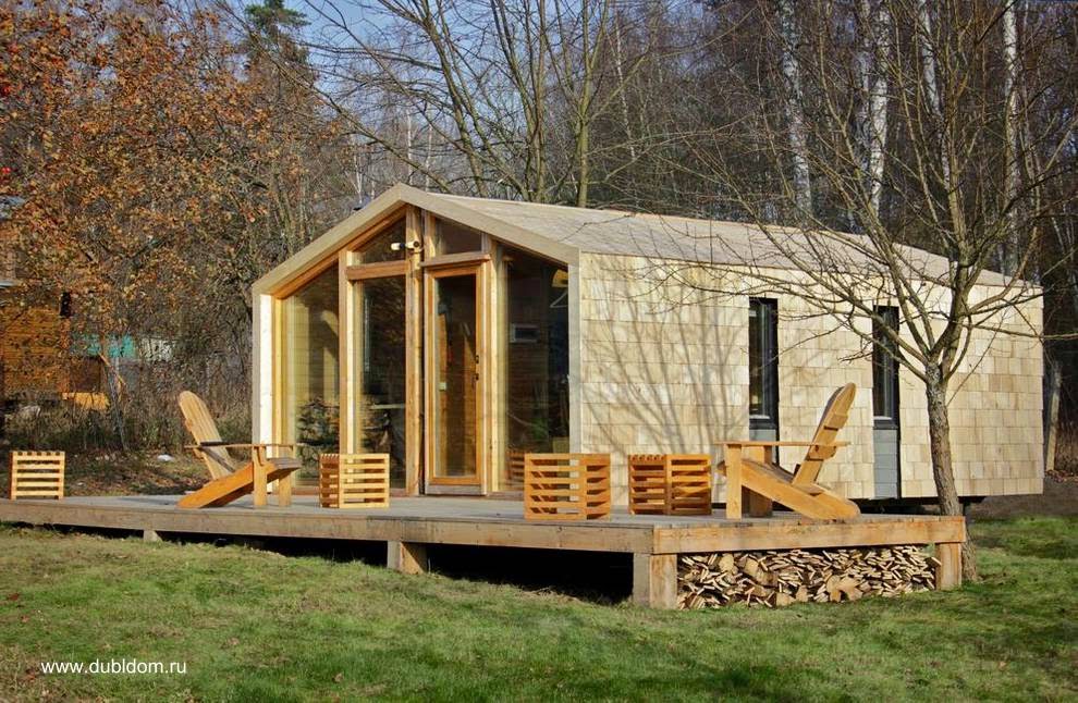 Casa modular de madera minimalista de origen ruso.jpg