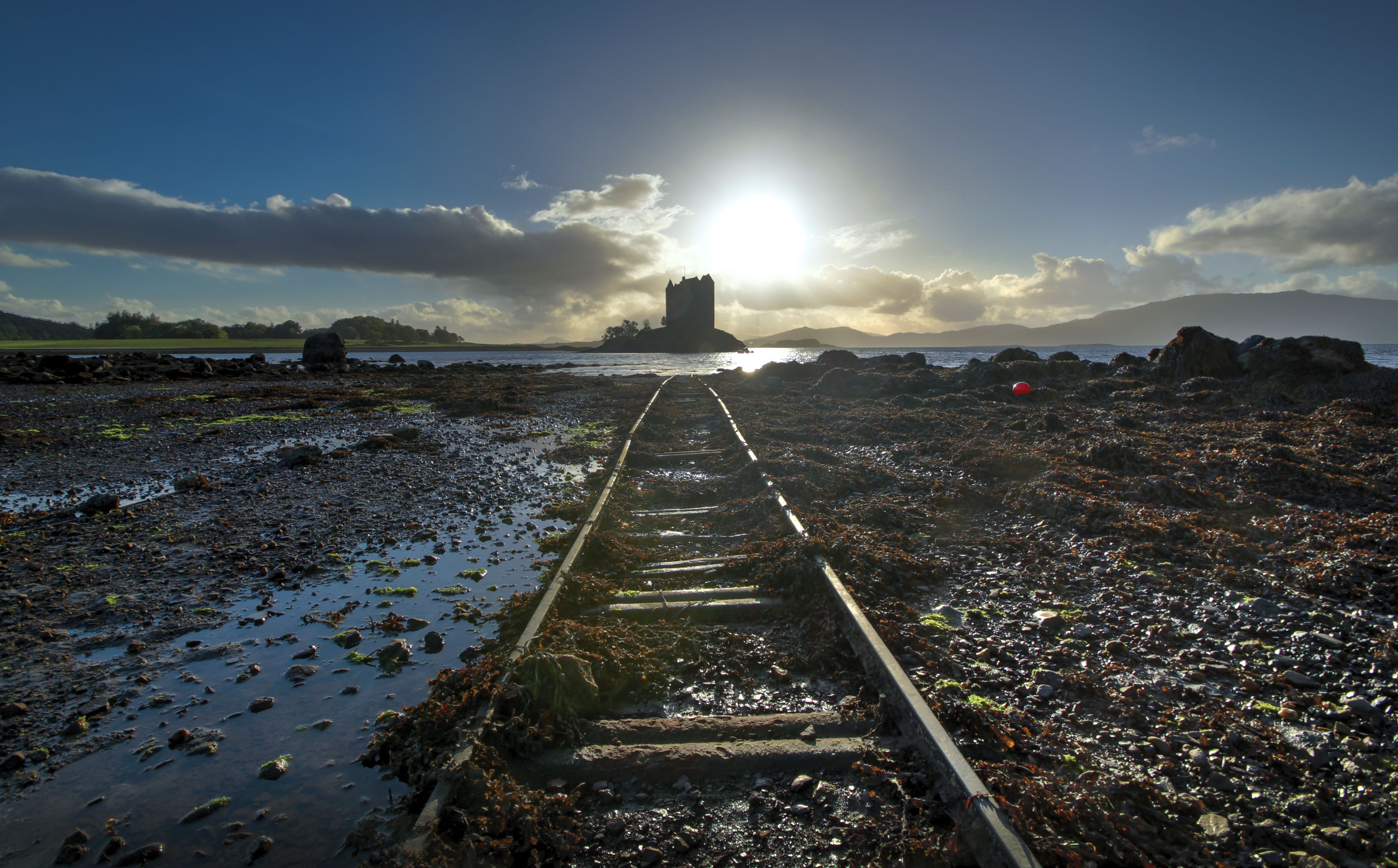 castle stalker tracks.jpg