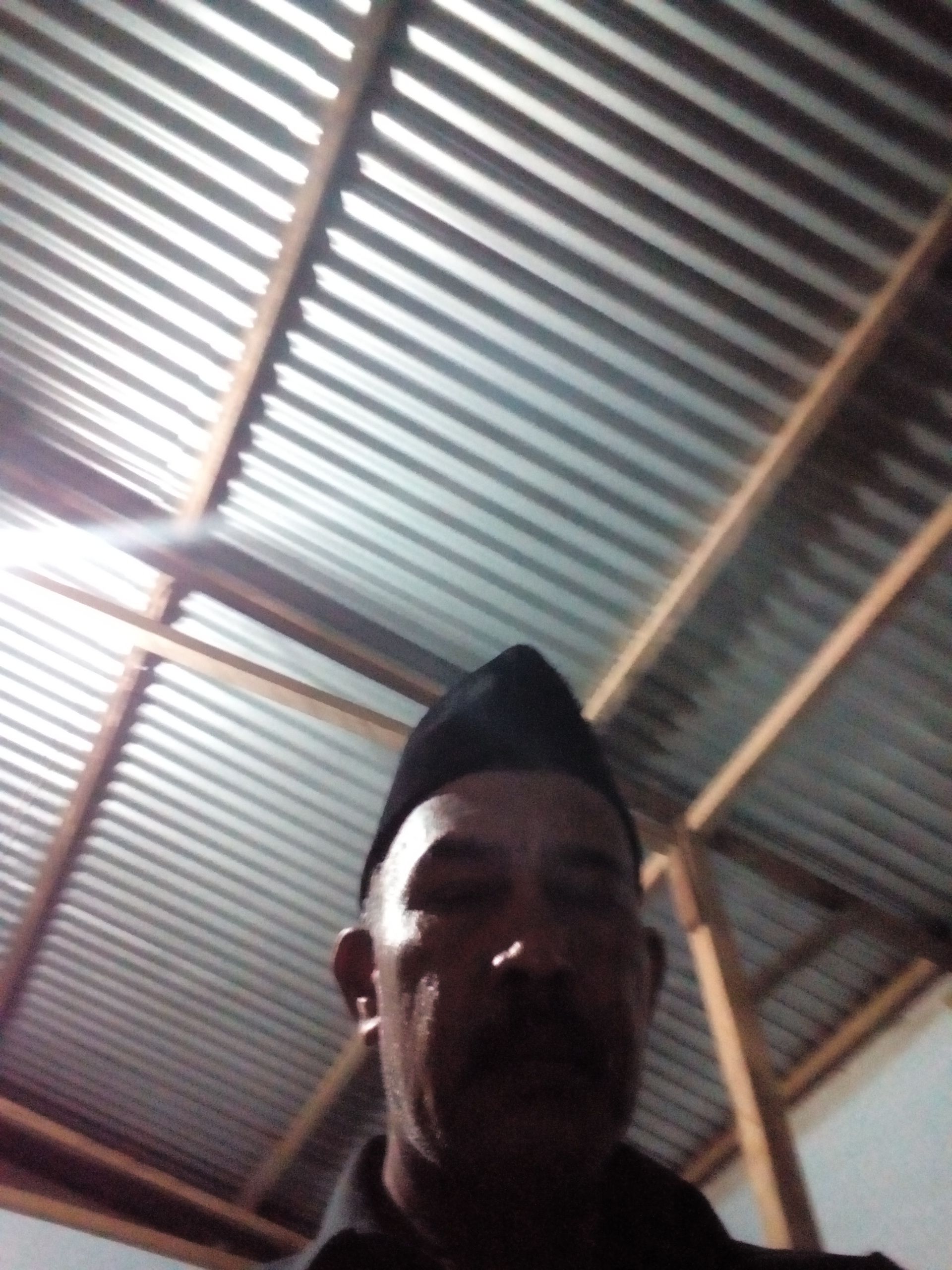 1518635100841-332069340.jpg