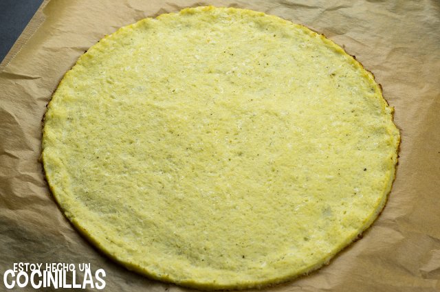 pizza-de-coliflor-primer-horneado.jpg