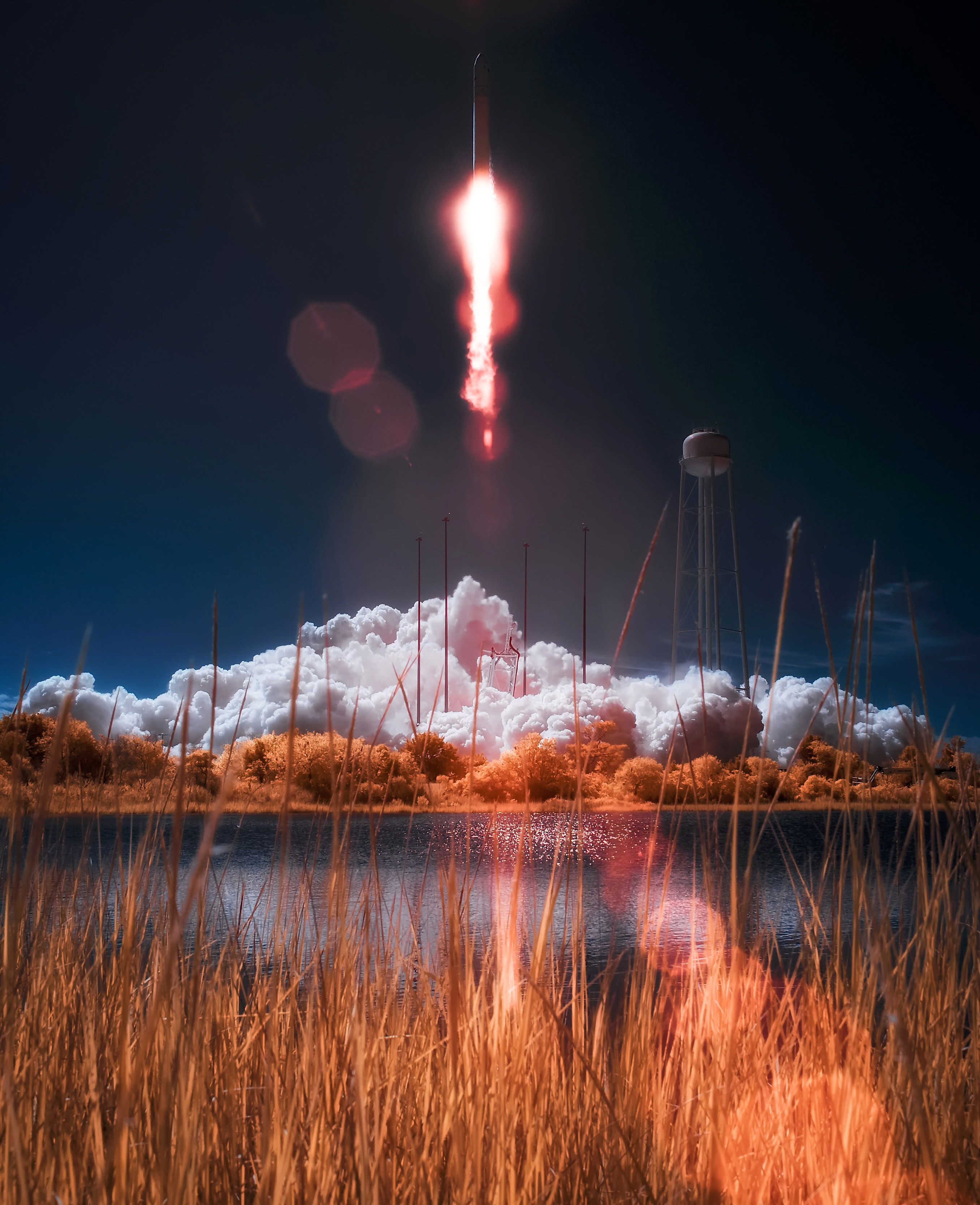 spaceship-launch-above-a-plume-of-smoke.jpg