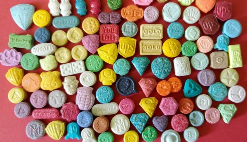 ecstasy-tablets-ravejungle.jpg