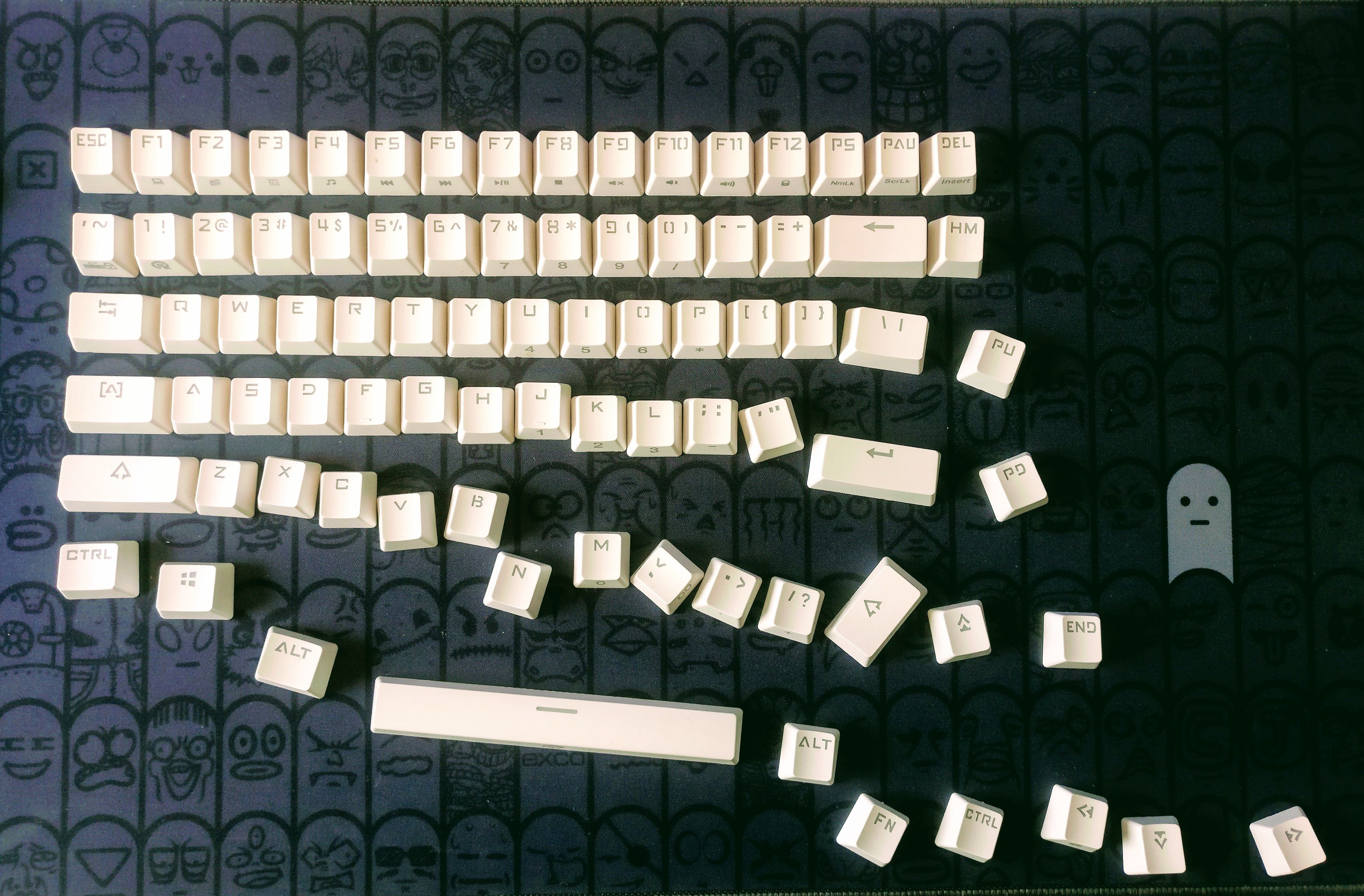 Changing keycaps on mechanical keyboard 机械键盘变身之--换键帽
