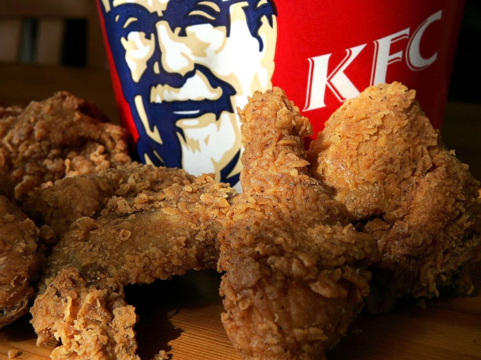 kfc-bucket-chicken-gty-mem-171020_4x3_992.jpg