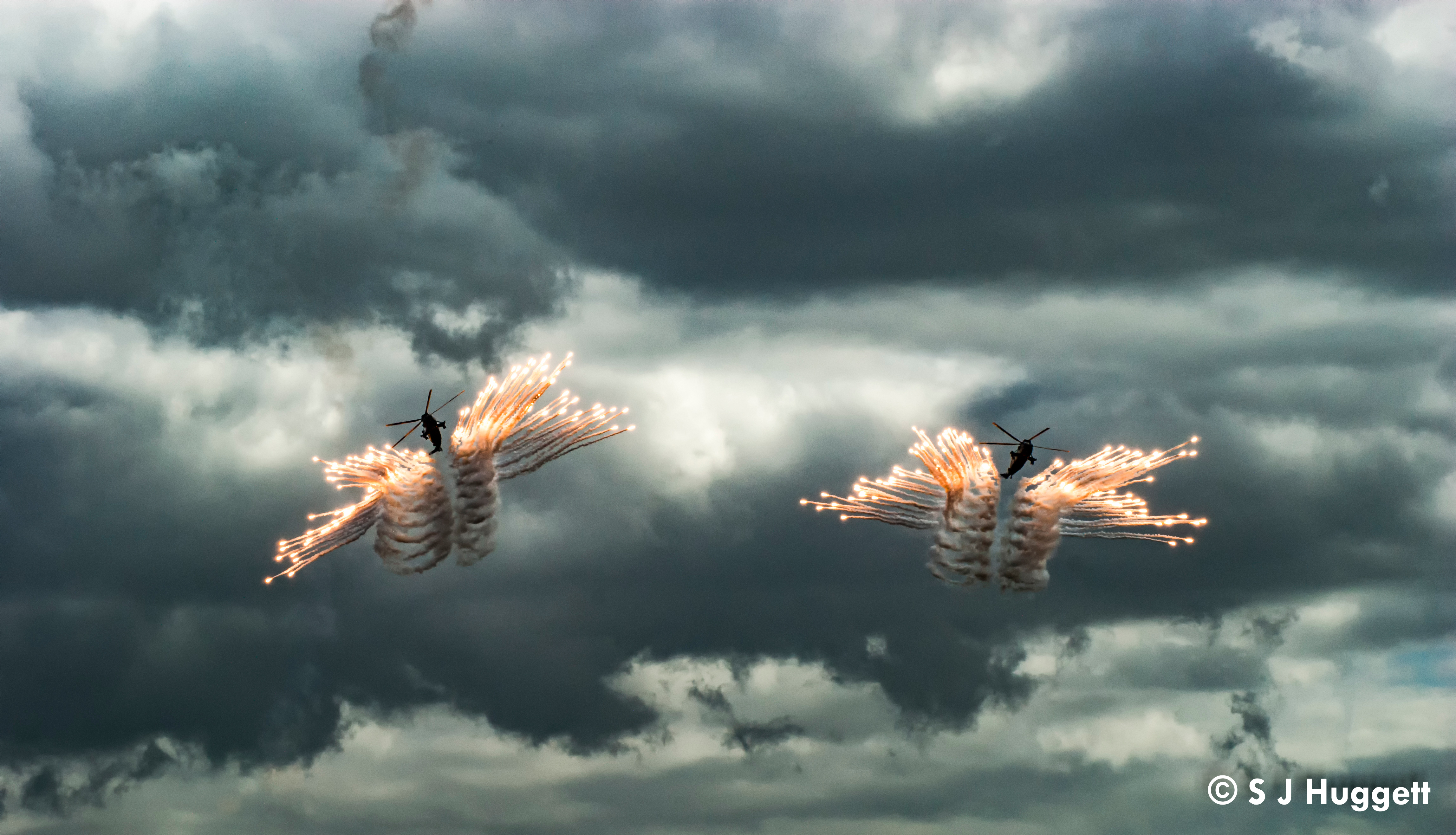 Seaking Flare Demo Yeovilton - By Steve J Huggett.jpg