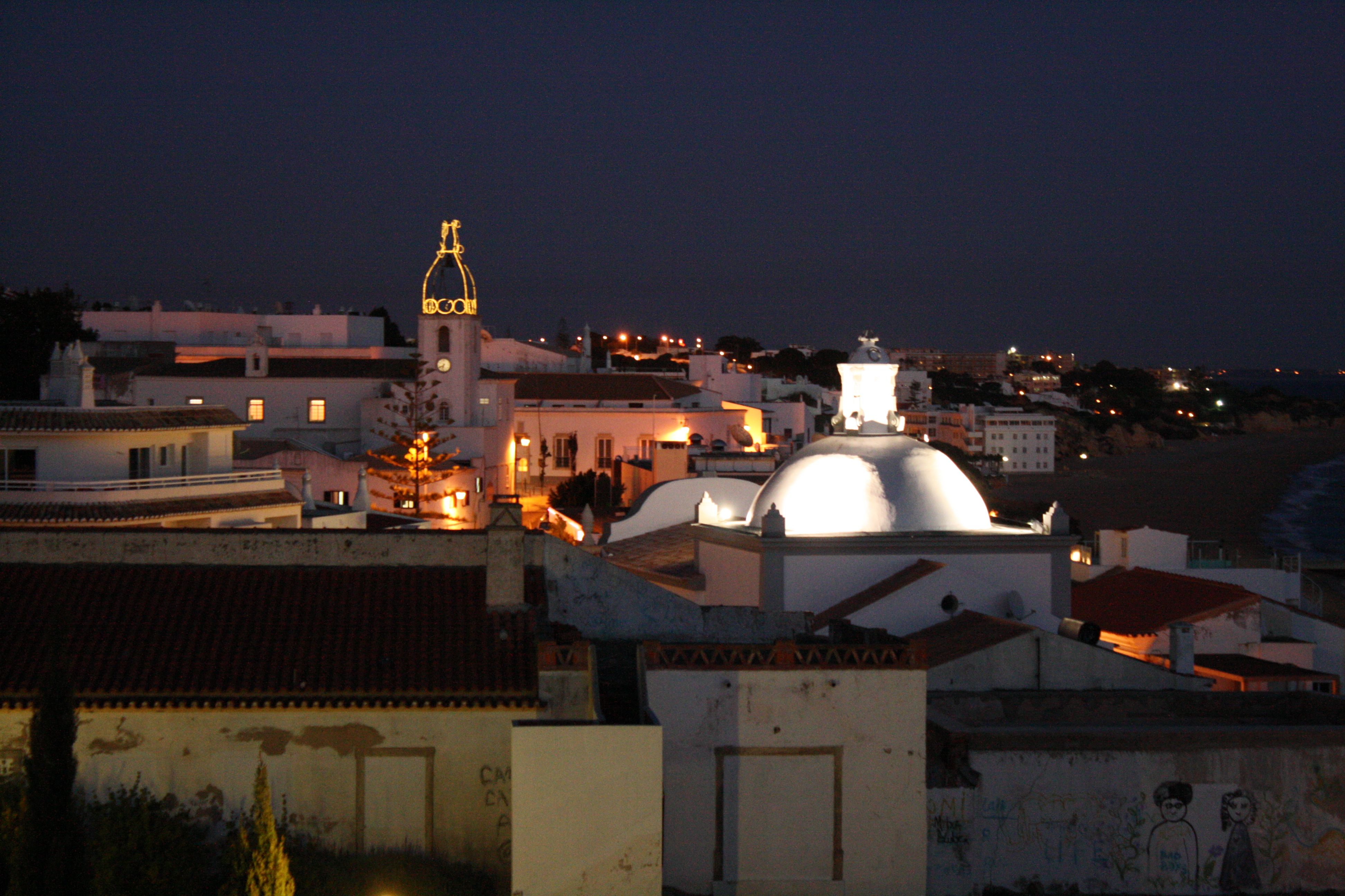 Albufeira at night.JPG