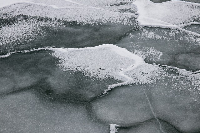 ice-floe-3196058_640.jpg