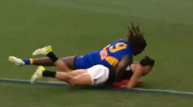 nic nat tackle.jpg