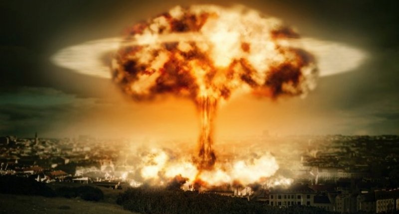 Nuclear-explosion-mushroom-cloud-e1470685285545-800x430.jpg